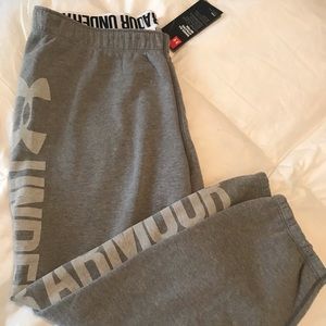 Women’s UA Capri sweatpants